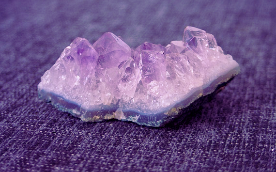 Amethyst healing crystal